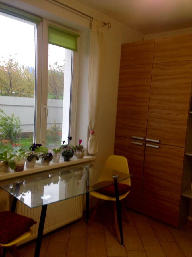2-Я Полевая, 9. Смотрич Kam'janec'-Podil's'kyj Esterno foto